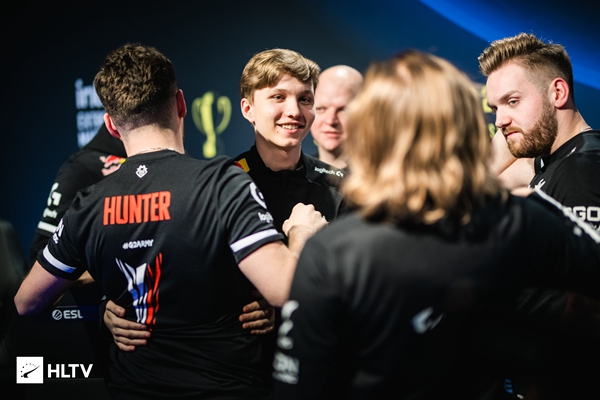 【战报】2021KPL春季赛常规赛第二轮W1D4，广州TTG 3-1 武汉eStarPro